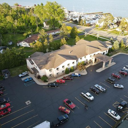Bay Inn Tawas City Extérieur photo