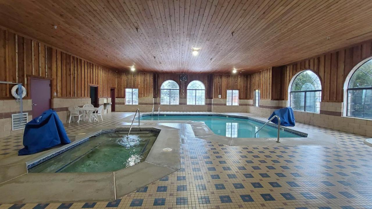 Bay Inn Tawas City Extérieur photo