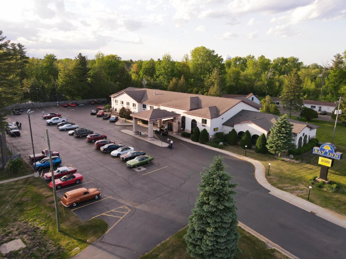 Bay Inn Tawas City Extérieur photo