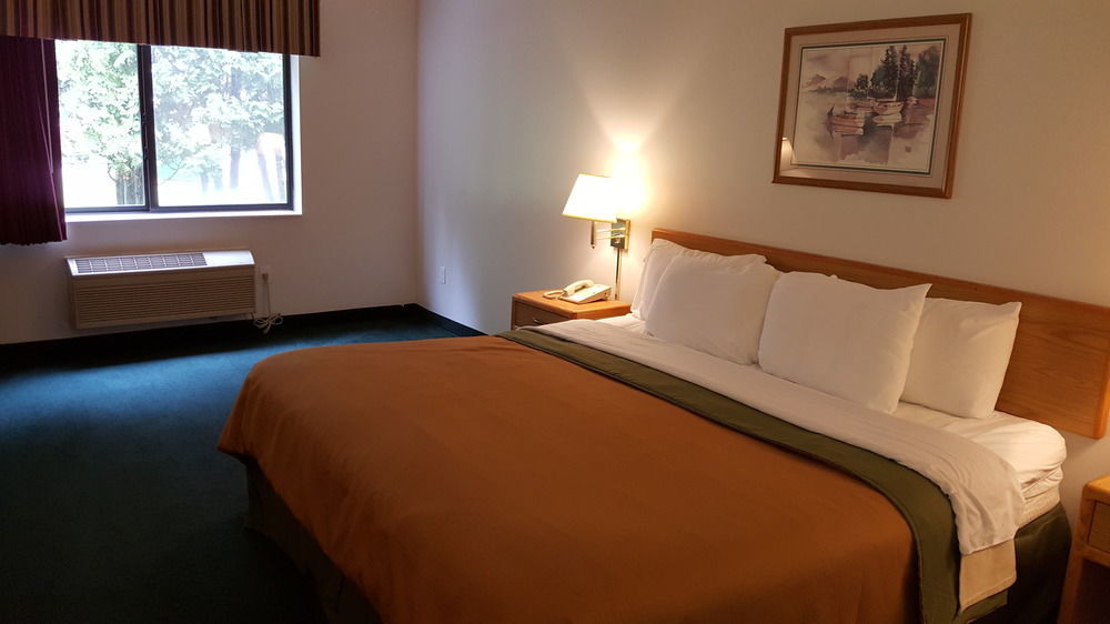 Bay Inn Tawas City Extérieur photo